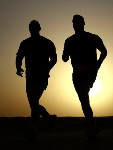 ASICS wspiera biegaczy w czasach społecznej kwarantanny